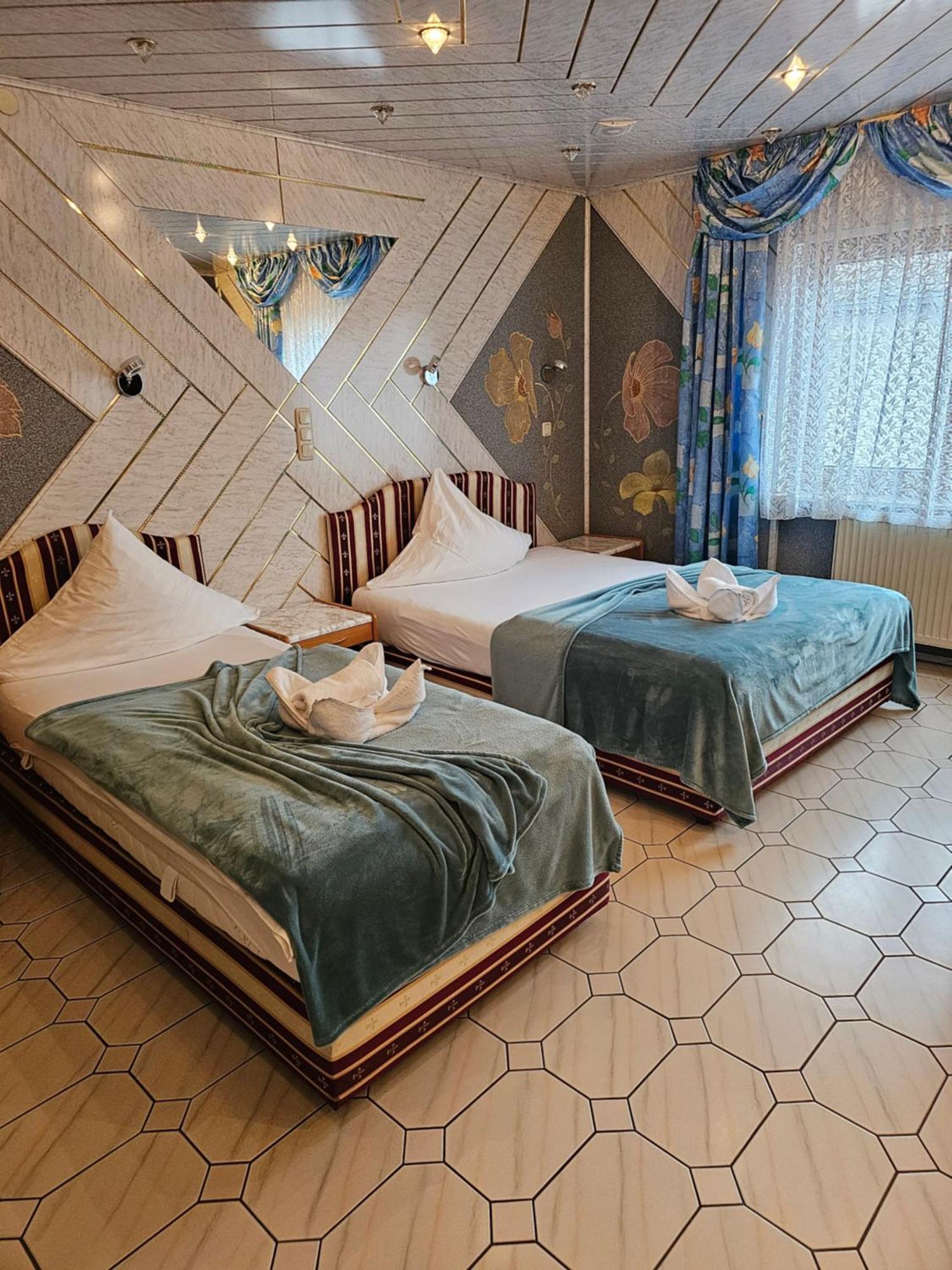 Hotel Tenne Фірнгайм Екстер'єр фото